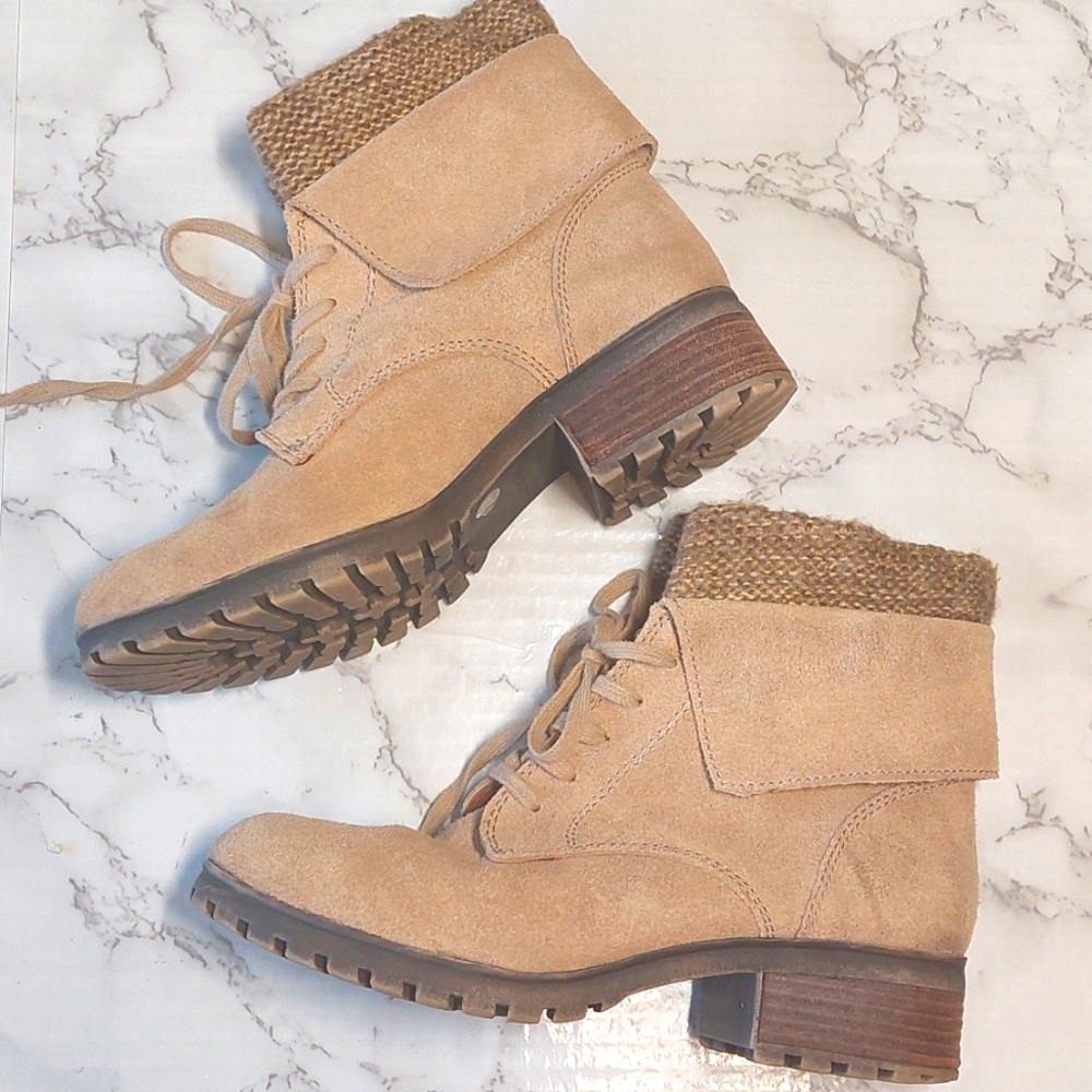 Lucky Brand tan suede booties, size 6 - Picture 4 of 9